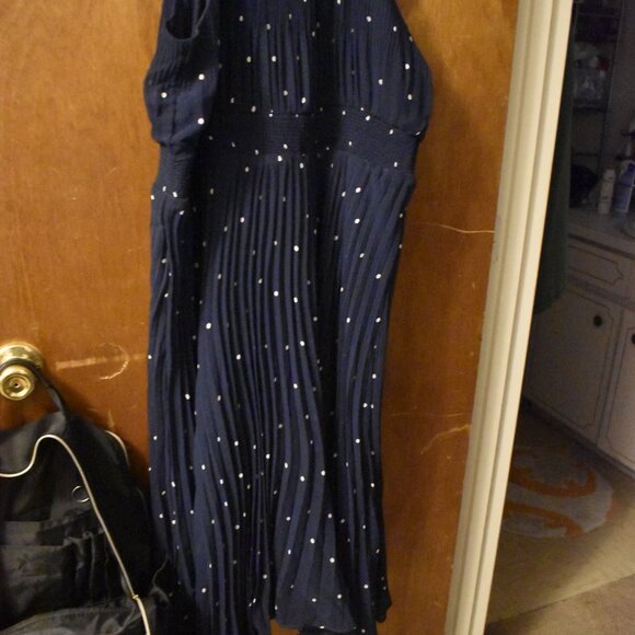City Chic - Sz 20 (L) - Navy Blue with Khaki Spots Midi Dress - Picture 4 of 5